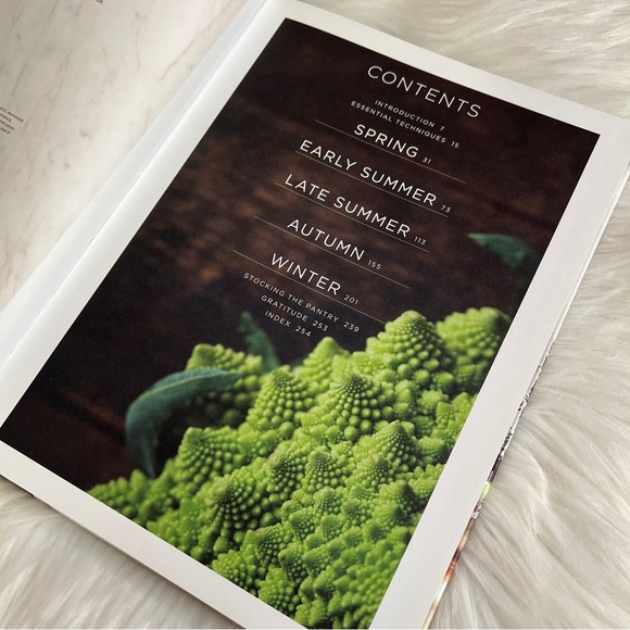 SARAH BRITTON | My New Roots Cookbook - Picture 4 of 5